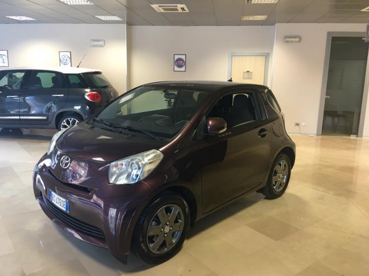 TOYOTA IQ - Clicca l'immagine per chiudere